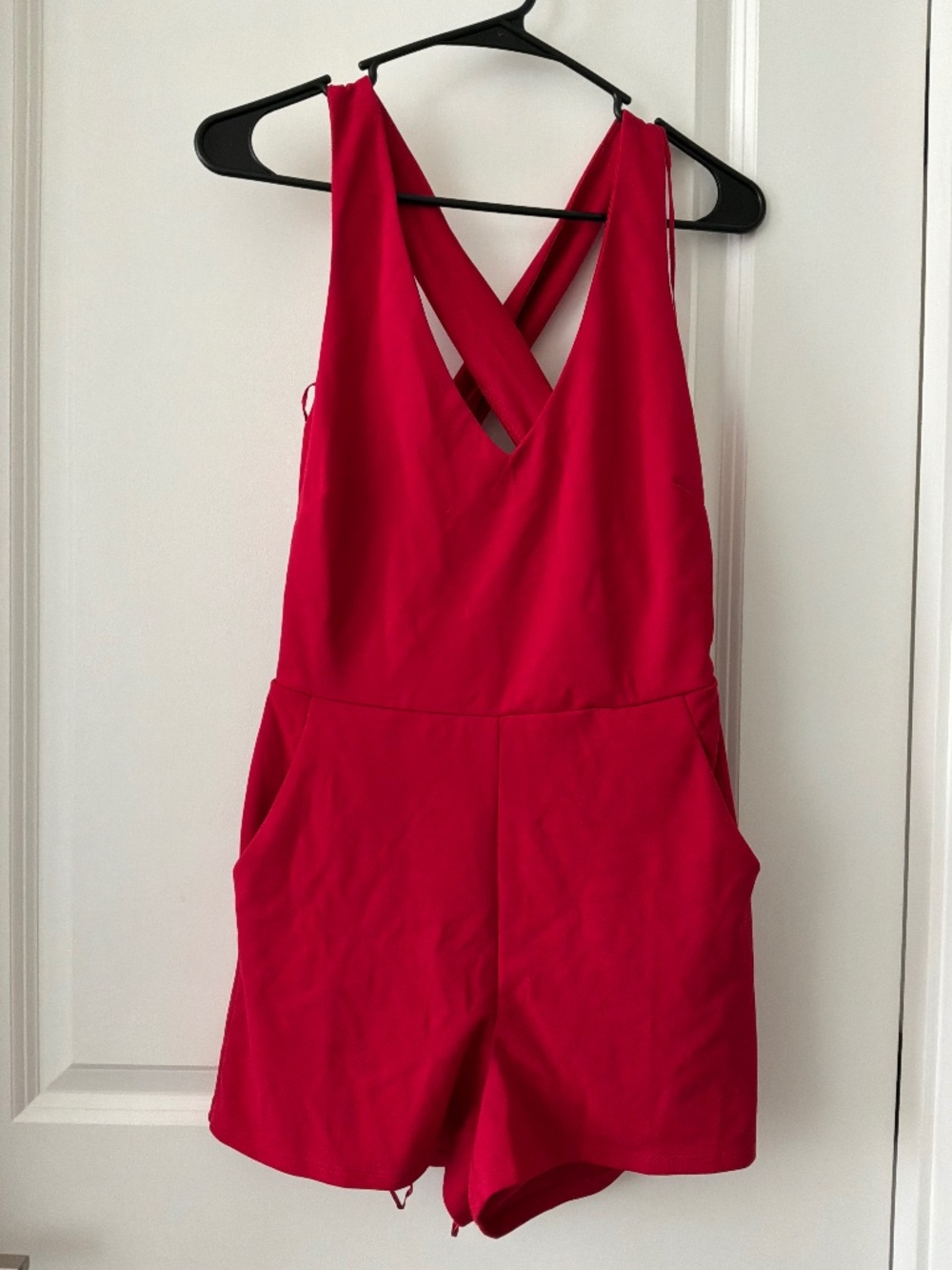 Crystal Sky Red Open Back Romper Size Small